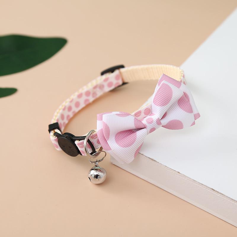 

1 упаковка отстегивающегося кошачьего ошейника с милым галстуком-бабочкой и клетчатым цветком-колокольчиком для котенка, регулируемая безопасность розовый