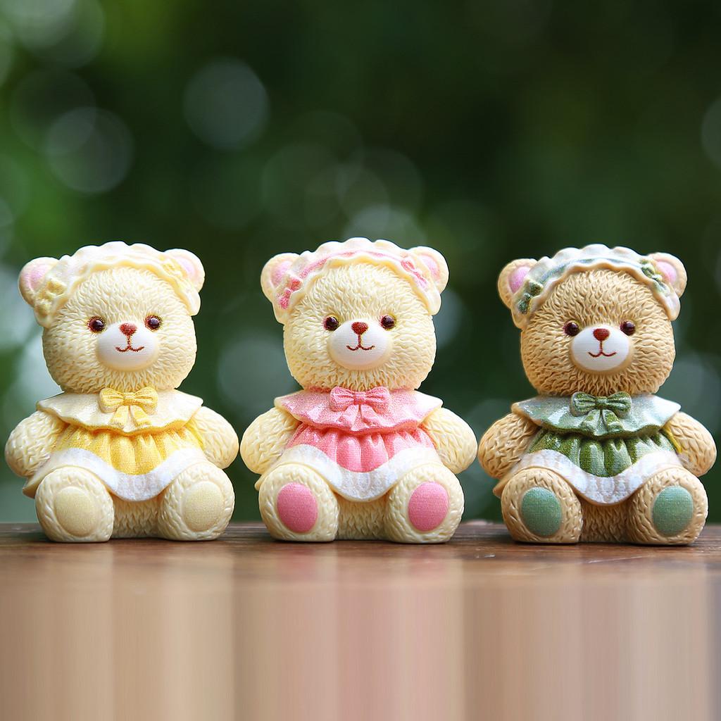 Pryskyřičný kreslený medvídek Minibearka Sběratelská hračka Pro děti a sběratele