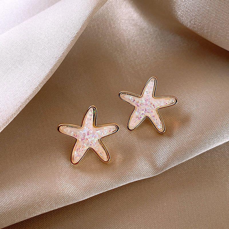 

Golicc Звездные серьги-пусеты Женские Особый интерес Легкая роскошь Уникальный Дизайн Элегантные Причудливые Серьги в Западном Стиле Five-pointed star stud earrings