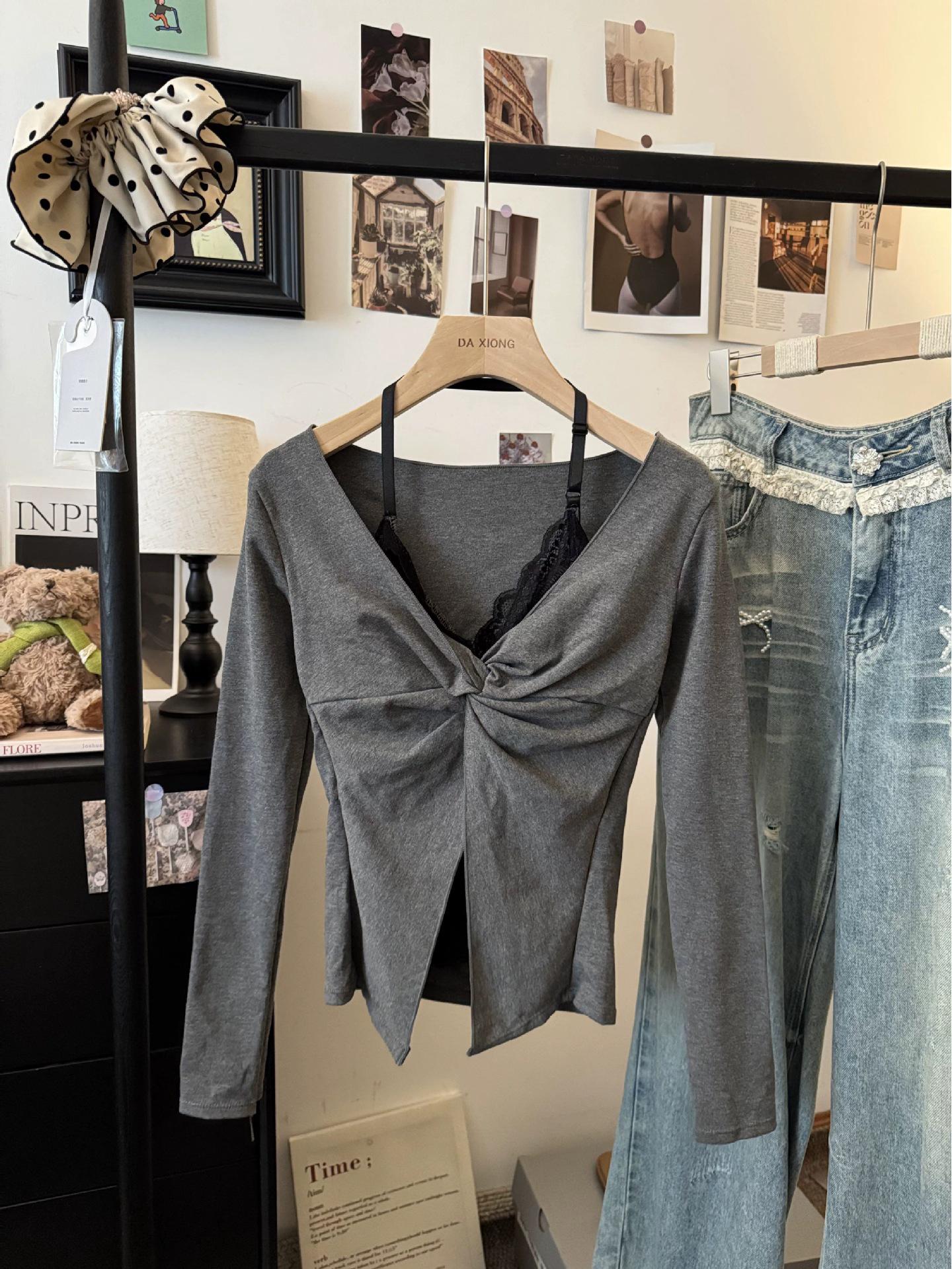 

Women s 2025 Red Pavilion Lace Long-Sleeve Korean Two-Piece Style Top One Size (75-120 Jin)