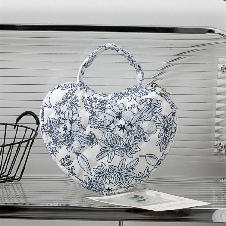 Florals Heart Makeup Organizers Quilted Water Resistant Cosmetic Bag for Travel Portable Toiletry Storage Women Use