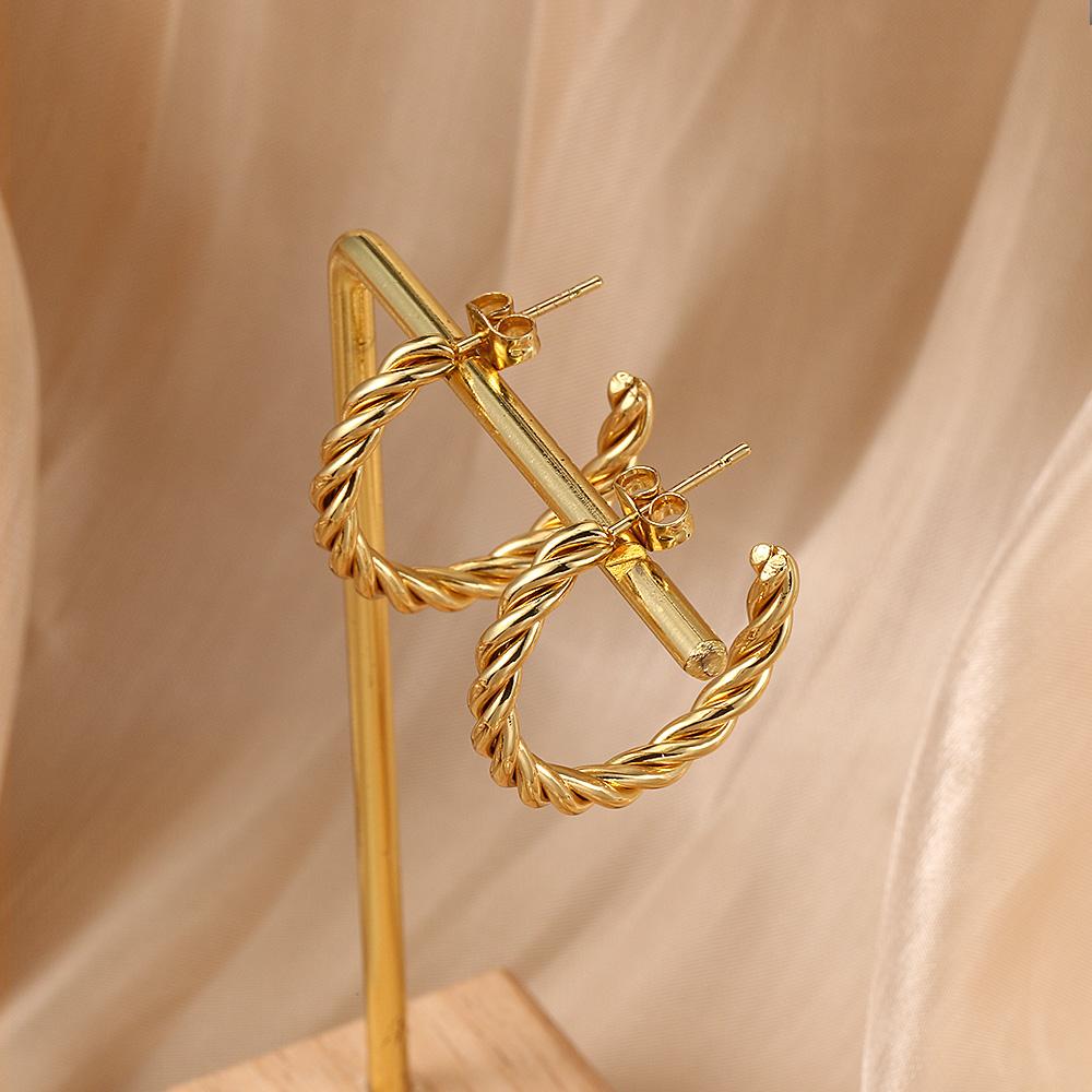 Twisted Hoop Earrings for Women Trend Stainless Steel C Shape Earings Accessories Minimalist Fashion Jewelry Tarnish Free KAE273