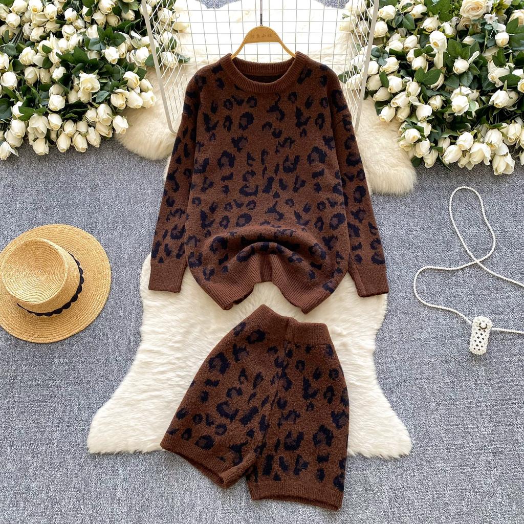 Automne Hiver Femmes Décontracté Imprimé Léopard Tricoté Pull Pantalon Ensemble Deux Pièces Manches Longues Hauts Pull et Short Taille Élastique Survêtement