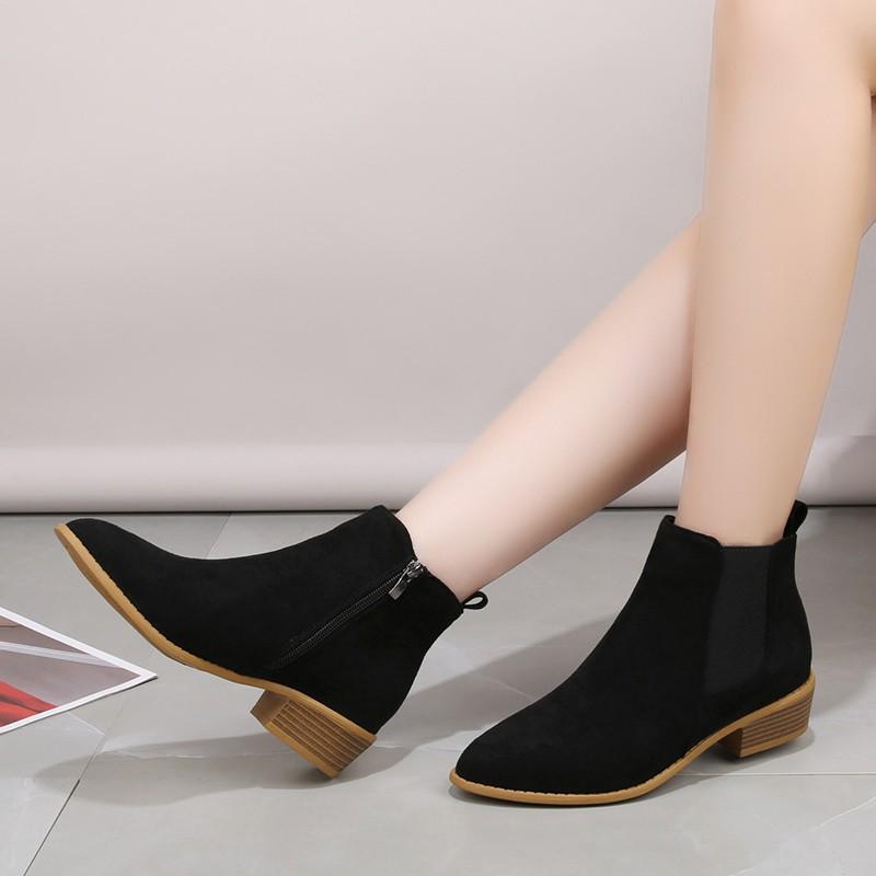 Plus Size Suede Martin Boots - Spring/Autumn 2025, British Style, Pointed Toe, Square Mid Heel
