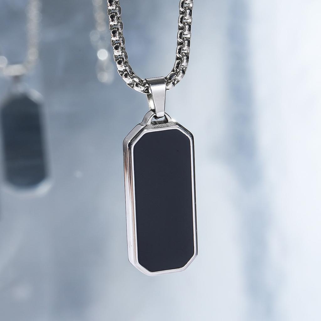 Simple Tag Glossy Necklace