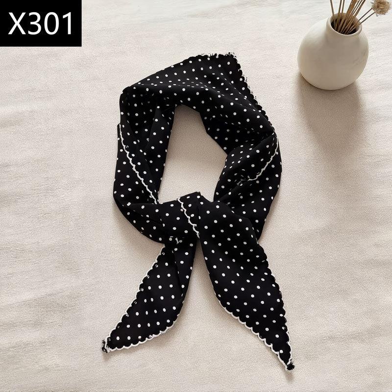 Retro cashew flower pattern triangular silk scarf neck protection versatile triangular scarf accessories