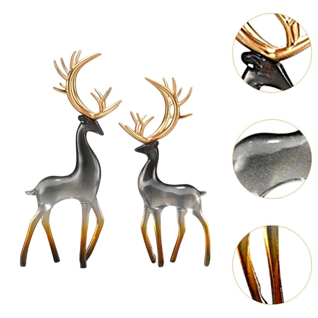2 Decorative Deer Figurines Desk Ornaments Crafts Lifelike Reindeer Statues for Halloween Bookshelf
