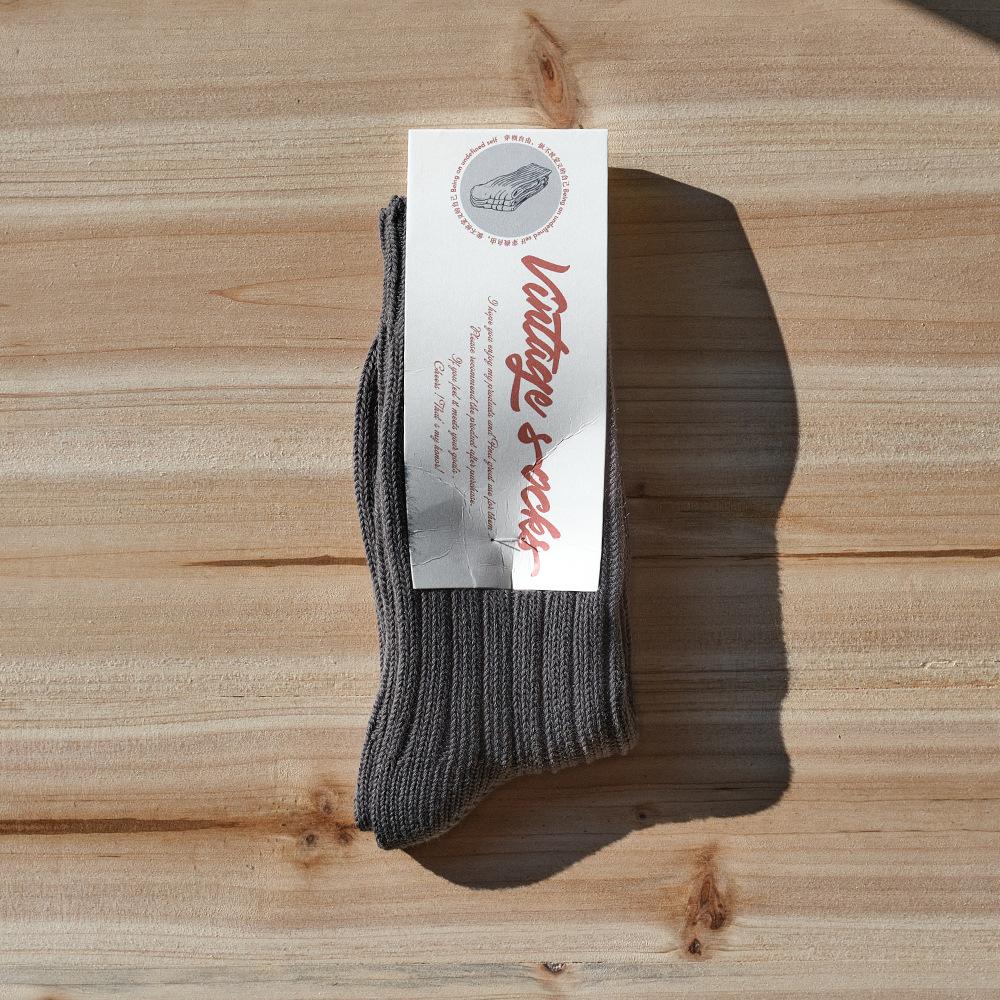 Men and Women Spring and Autumn New Retro Cotton Knitted in The Tube Pile Socks