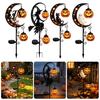 Piquets décoratifs en métal en forme de citrouille, Lumière solaire pour piquet de jardin Halloween, Marche/Arrêt automatique, Lune croissante, Chat noir avec chemin suspendu alimenté