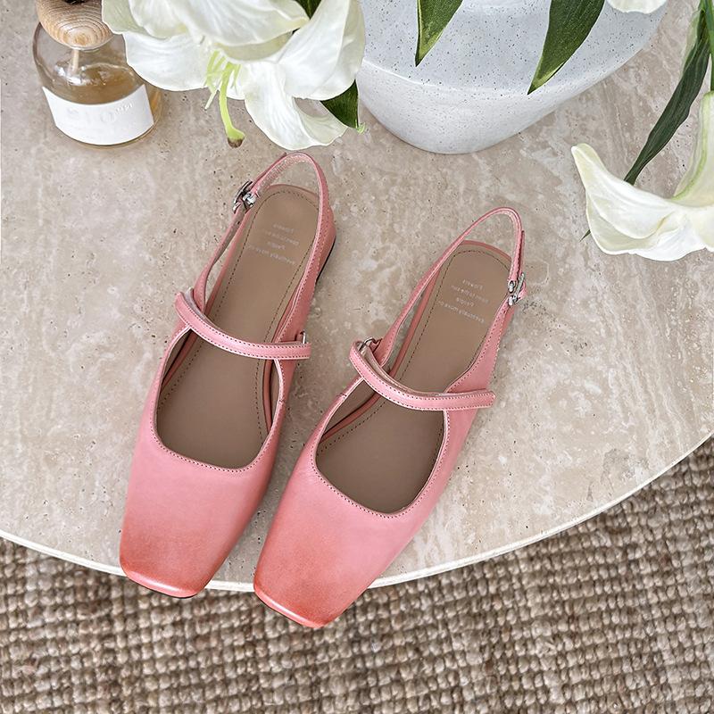 

Square head shallow mouth single shoes women s 2025 new spring Korean version gentle fairy wind word with bag head empty sandals 39 розовый