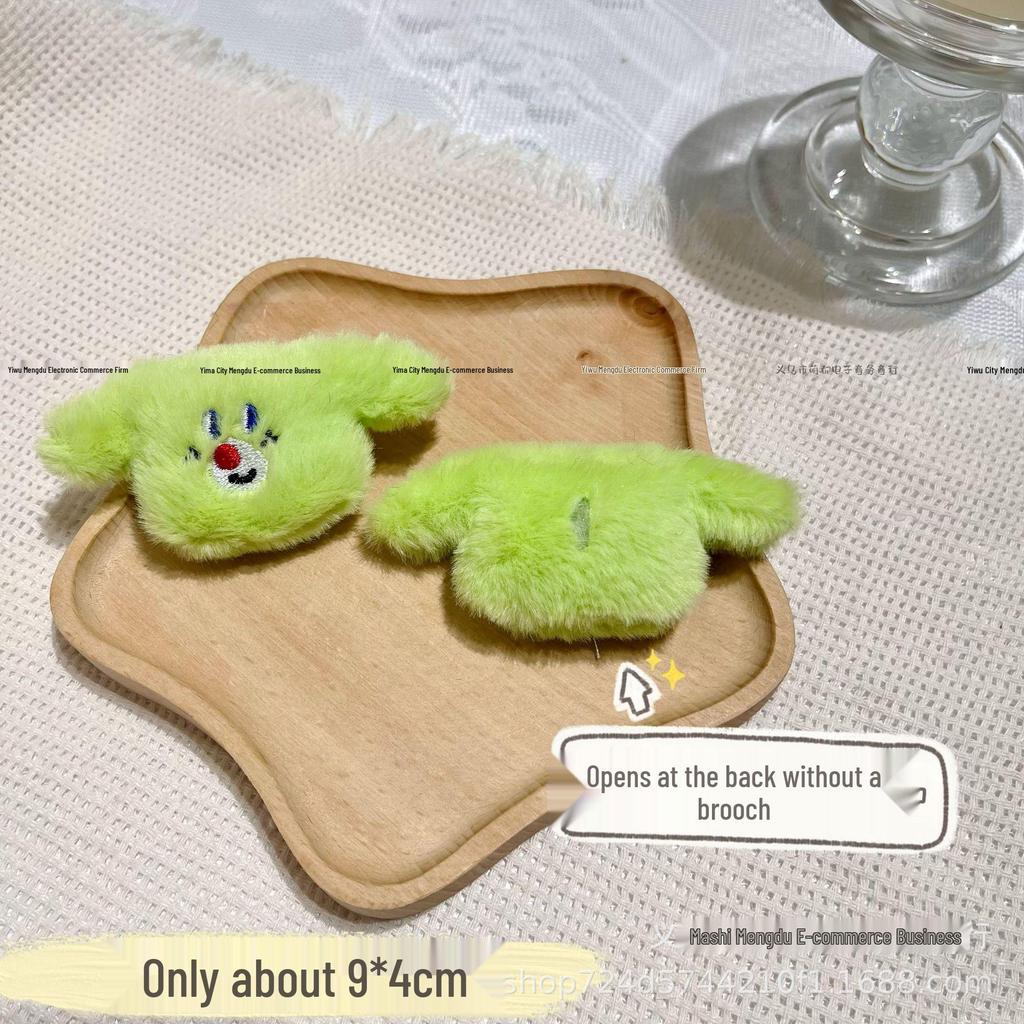 Adorable Cartoon White Goose Plush Brooch - DIY Accessory for Clothing, Shoes, and Socks