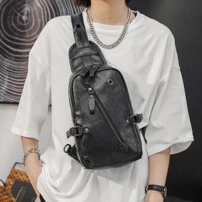 Herren Brusttasche Wasserdichtes Kunstleder Umhängetasche Reise Sling Bag Lässiger Sling Rucksack zum Campen