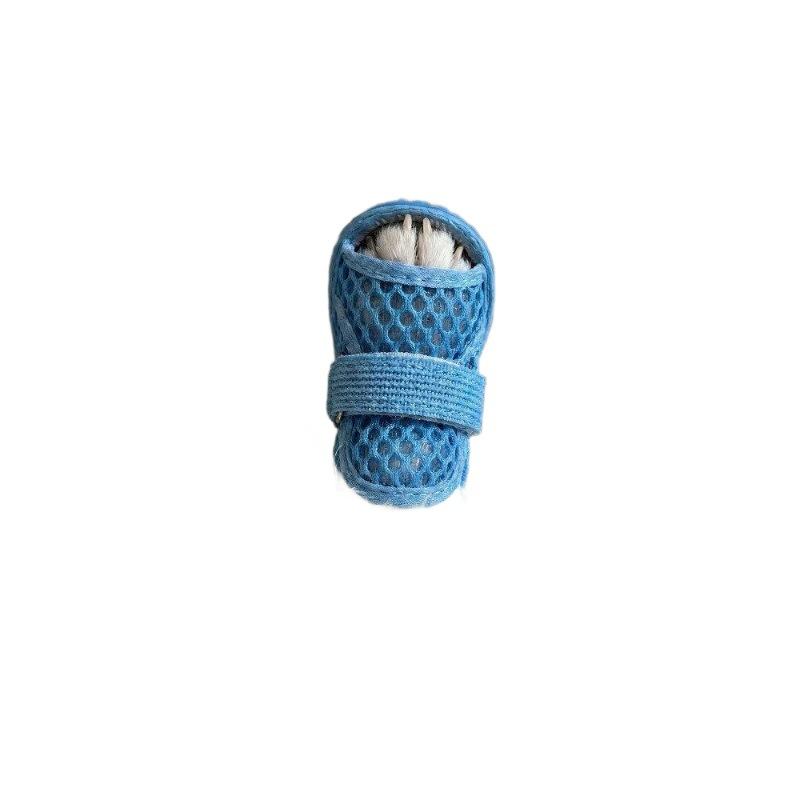 Sapatos para cães de estimação para o verão, sapatos de malha respirável com sola macia e alças, protetores de pata anti-queda, antiderrapantes e anti-sujidade para cachorros saírem