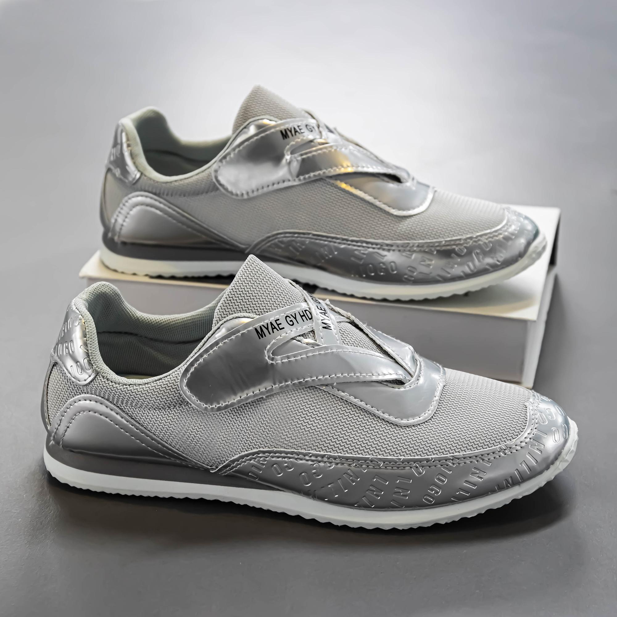 

New Fashion Men s Shoe Smooth Low Cut Trendy Board Shoes Black and White Colors Ultra Small Anti Slip Wear Resistant Board Shoes 44