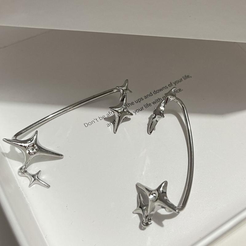 Punk Star Earrings No Piercing rhinestones Star Ear Cuffs Climber Earrings Party Jewelry Ear Clip for Women Girls