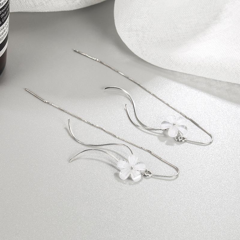 Peach blossom long tassel ladies earrings