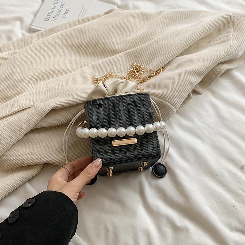 Hand carry pearl pump with bucket bag 2025 autumn new simple fashion high value chain shoulder messenger bag