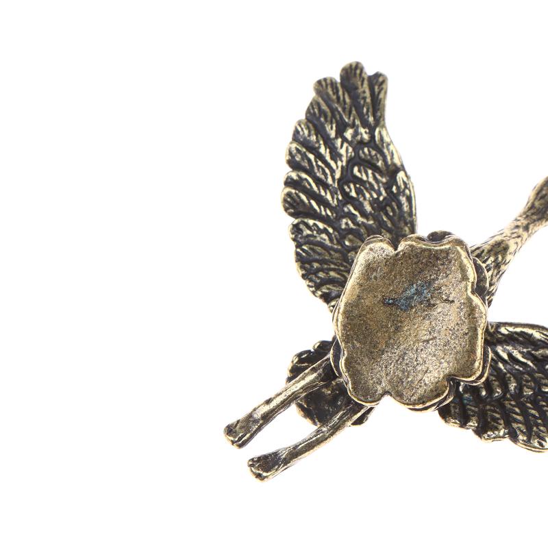 Elegant Brass Flying Crane Figurine Vintage Style Animal Home Decor Office Gift Detailed Feathers Comb Table Ornament Tea Pet