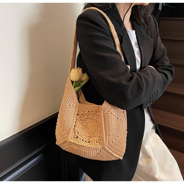Fashion Woven Bag Women's New Large-capacity Seaside Vacation Beach Bag Woven Straw Tote Bag for Women