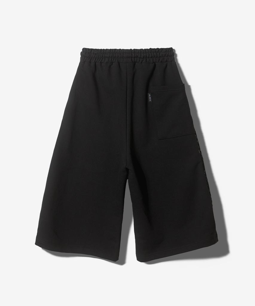 Paensyo Scissors Tuck See-Through 3/4 Pants - Black