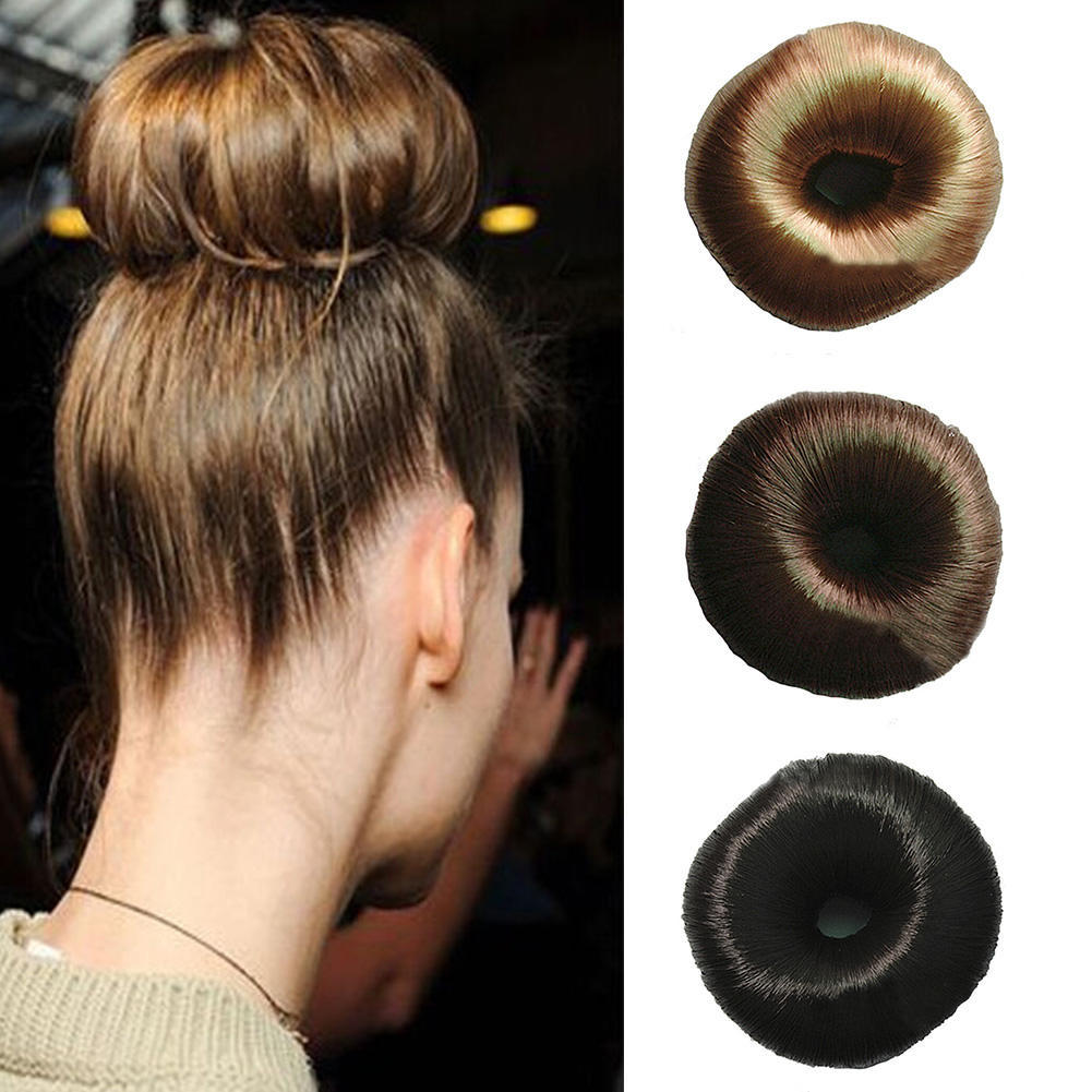 Шишка с бубликом. Прическа с бубликом. Причёска с бубликом для волос. Объемный бублик. Бублик для волос.