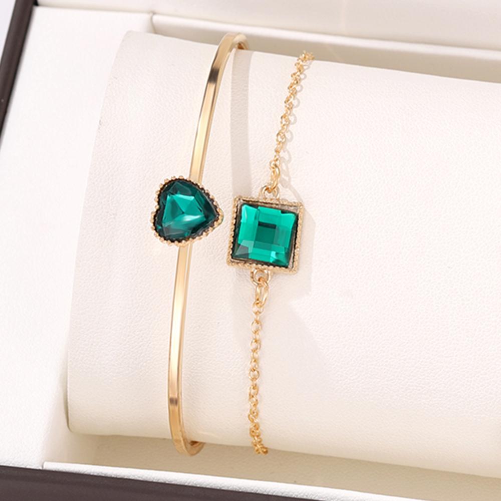 Set Brățări Simple pentru Femei, 4 Piese, Combinație, Brățară cu Diamante pentru Femei, Versatilă, de Înaltă Calitate, Brățară, Brățară