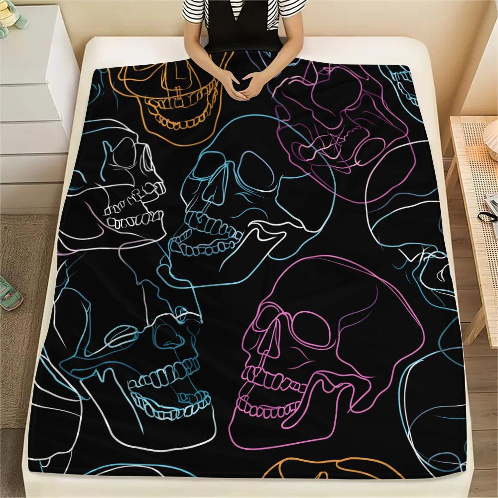 

Skull Print Flannel Blanket, High quality Comfortable for All Seasons, Home Decor, Warmth and Comfort 80cm x 120cm