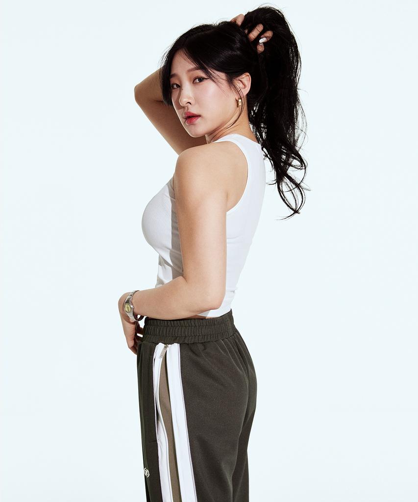 BORN TO WIN Cut-Out Tank Top [Ivory]