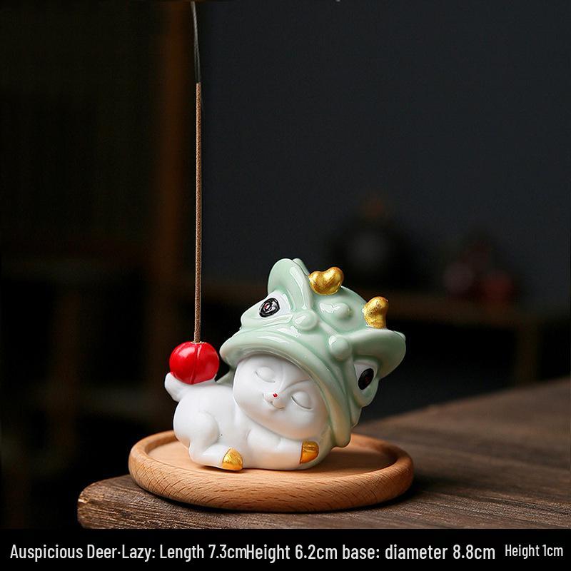 Ceramic Cat Incense Holder: Cute Lion Dance Pet Ornament for Home Décor.