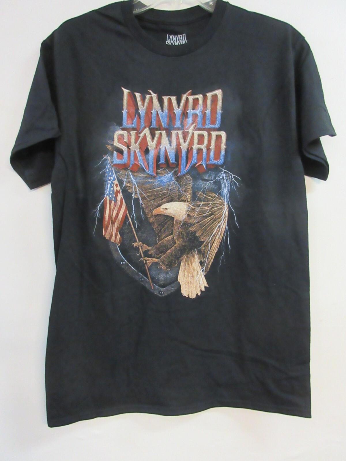LYNYRD SKYNYRD OFFICIAL EAGLE & FLAG MERCH BAND CONCERT MUSIC T- MEDIUM Unisex T-Shirt XXXL