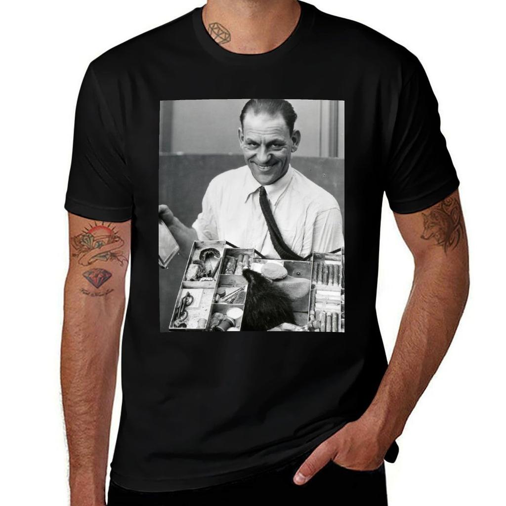 Lon Chaney and his Makeup kit T-Shirt Basic Short Sleeve Shirt