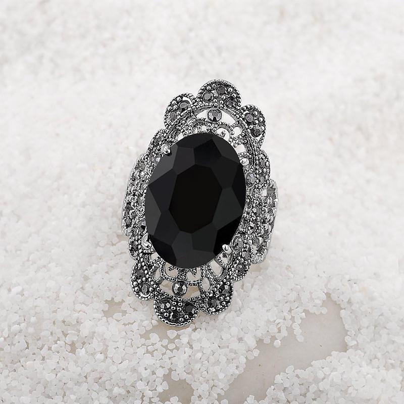 Big Oval Black Acrylic Rings Hollow Design Punk Accessories for Women Hyperbole Rings Hip Hop Daily Wear Party Jewelry