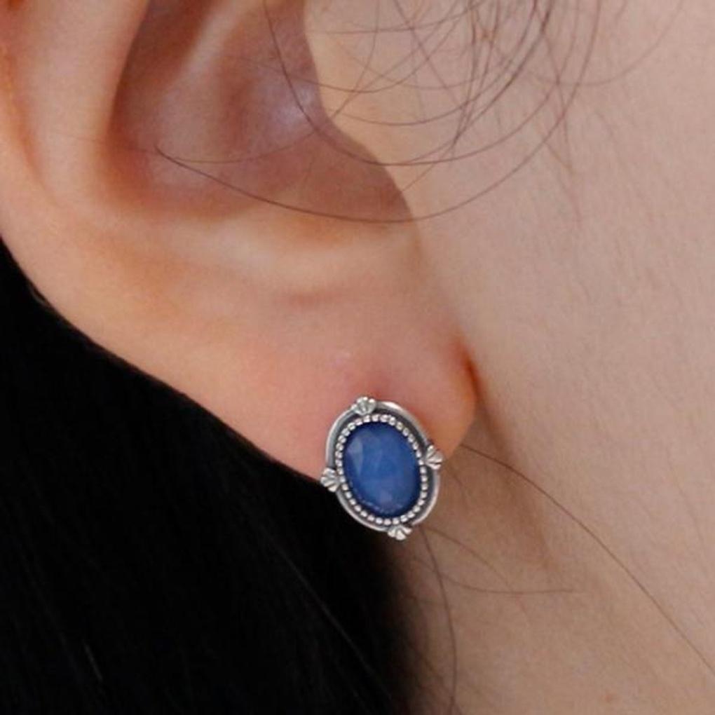 Women's Daily Accessory Sari Chalcedony Gemstone Earrings