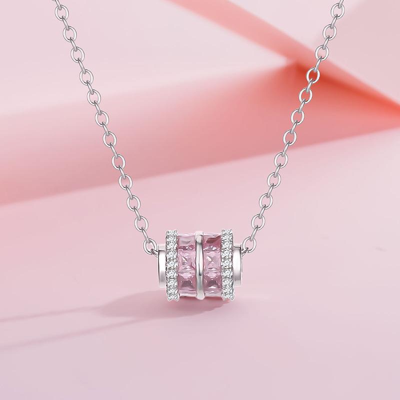 New Dazzling Small Waist Necklace Pendant for Women's Light Luxury Fashion Collarbone Chain As A Gift for Girls
