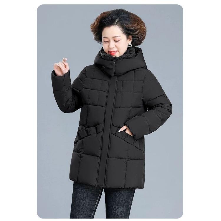 Verdickte, mit Baumwolle gefütterte Winterjacke für Frauen mittleren Alters, langer Daunenmantel für zusätzliche Wärme