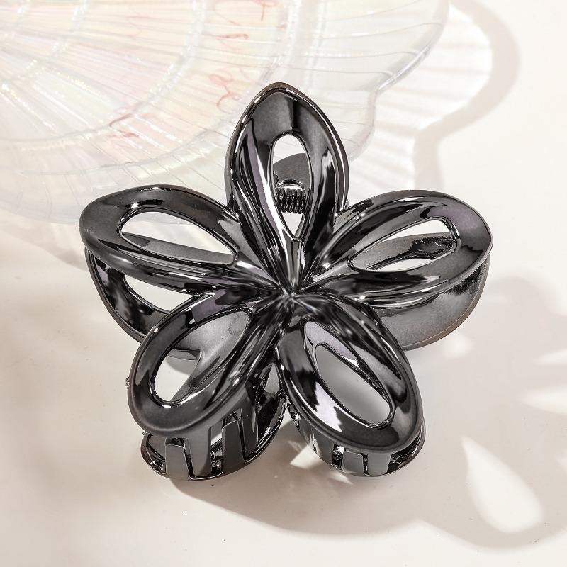 Flower Hair Claw Clip for Women Fashion Hair Clips Crab Clamp Barrettes Girls Hair Accessories Summer Shark Hairpin Headwear 1pc