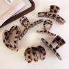 French Style Hair Claw Clips for Women Retro Leopard Print Hair Clip Hairpins Elegant Shark Clip Barrettes Crab Clamp Headwear