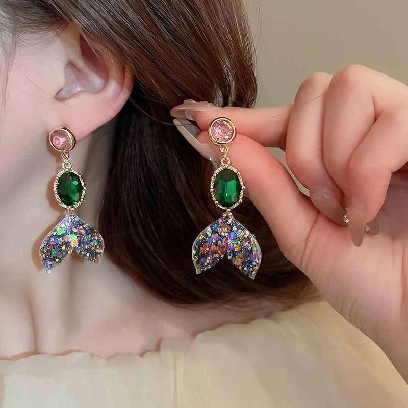 European and American Exaggerated Heavy-duty Crystal Tassel Earrings for Women, Elegant and Sophisticated Earrings, Trendy New Bestsellers