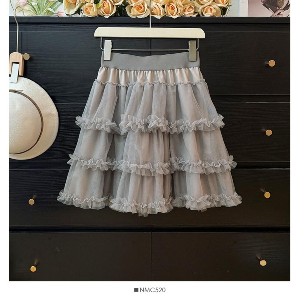 

Qooth Women Solid Color 3-Layer Tulle Cake Skirt Ruffled Hem Elastic Waist Casual Mini Skirts QT2623 One Size сірий