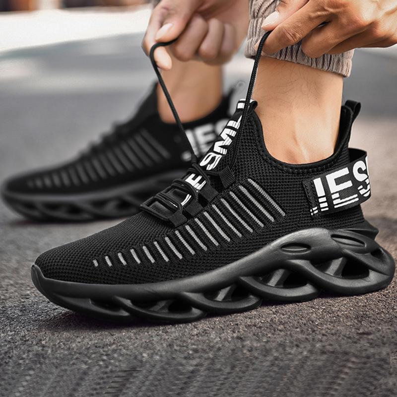 Running Shoes Men Lightweight Outdoor Training Flat Gym Shoes Soft-Sole Fashionable Lace Up Casual Mesh Tennis Shoes for Men