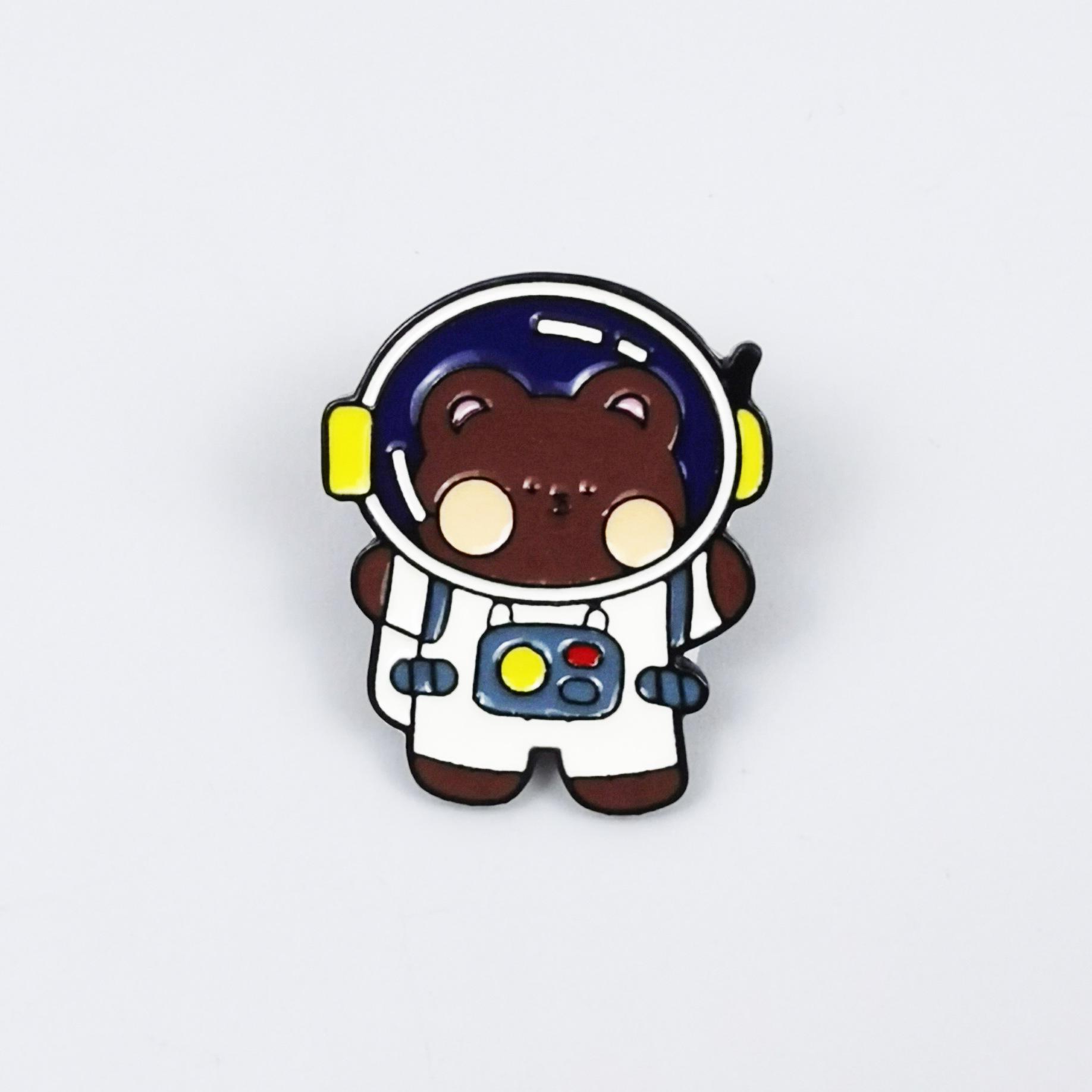 Creative Astronaut Brooch: Cute White Rabbit & Brown Bear Cartoon Badge with Drip Oil Alloy Decoration