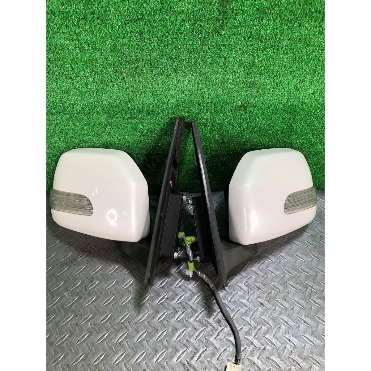 

Daihatsu Tanto L350S CVT Non-Turbo Door Mirror Side Mirror Left Right Set 7P Electric Retractable Turn Signal W24 Pearl White White Long 7882
