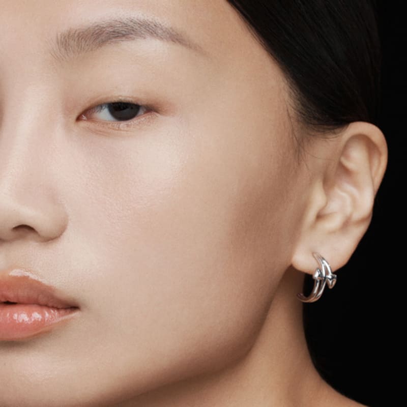 amidibloom arrow hoop earrings (2color)