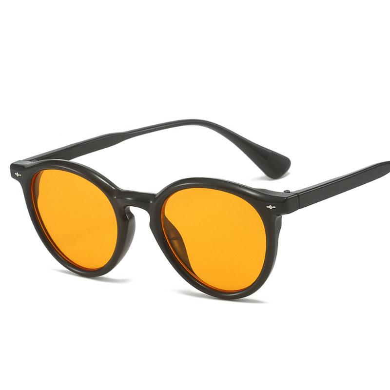 Round Shape Women's Sun Glasses Vintage Retro Rivets Decoration Sunglasess Women UV400 Protection Male Sunglass