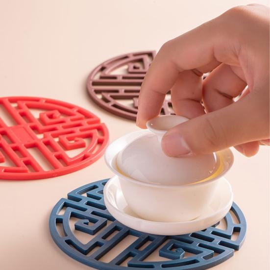 3ks/sada Podložka na nápoje Vyhloubená tepelná izolace Silikonová podložka na stůl v klasickém čínském stylu pro