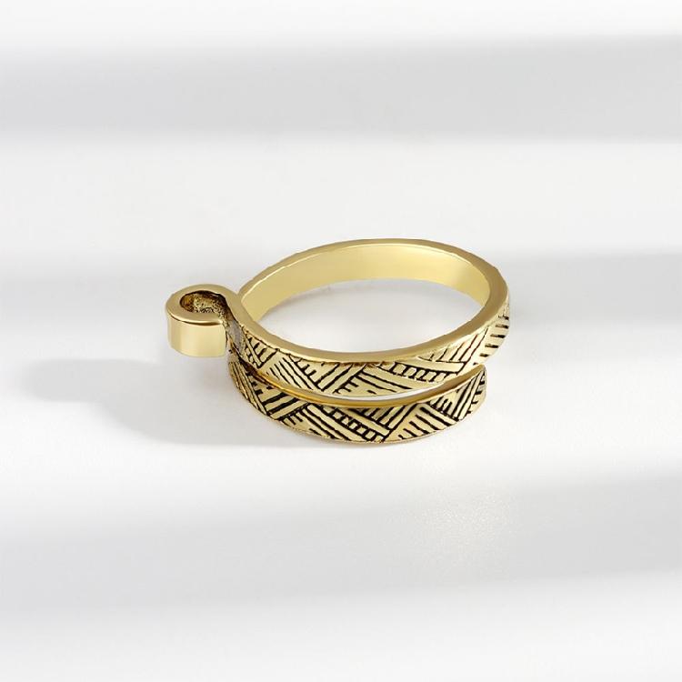 Knitting Loop Crochet Finger Ring Wear Thimble Yarn Guides Sewing Accessory