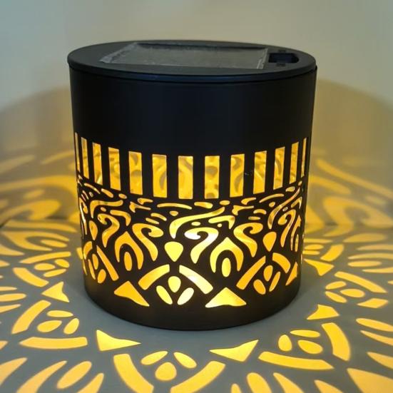 Decorative Solar Lights Metal Hollow Pattern Outdoor Step Wall Lights Weather-Resistant Landscape Lamp Waterproof Fence Lights for Garden Post Patio