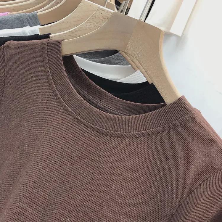 Dámské tričko slim fit jednobarevné - Krátký rukáv, letní top v několika barvách