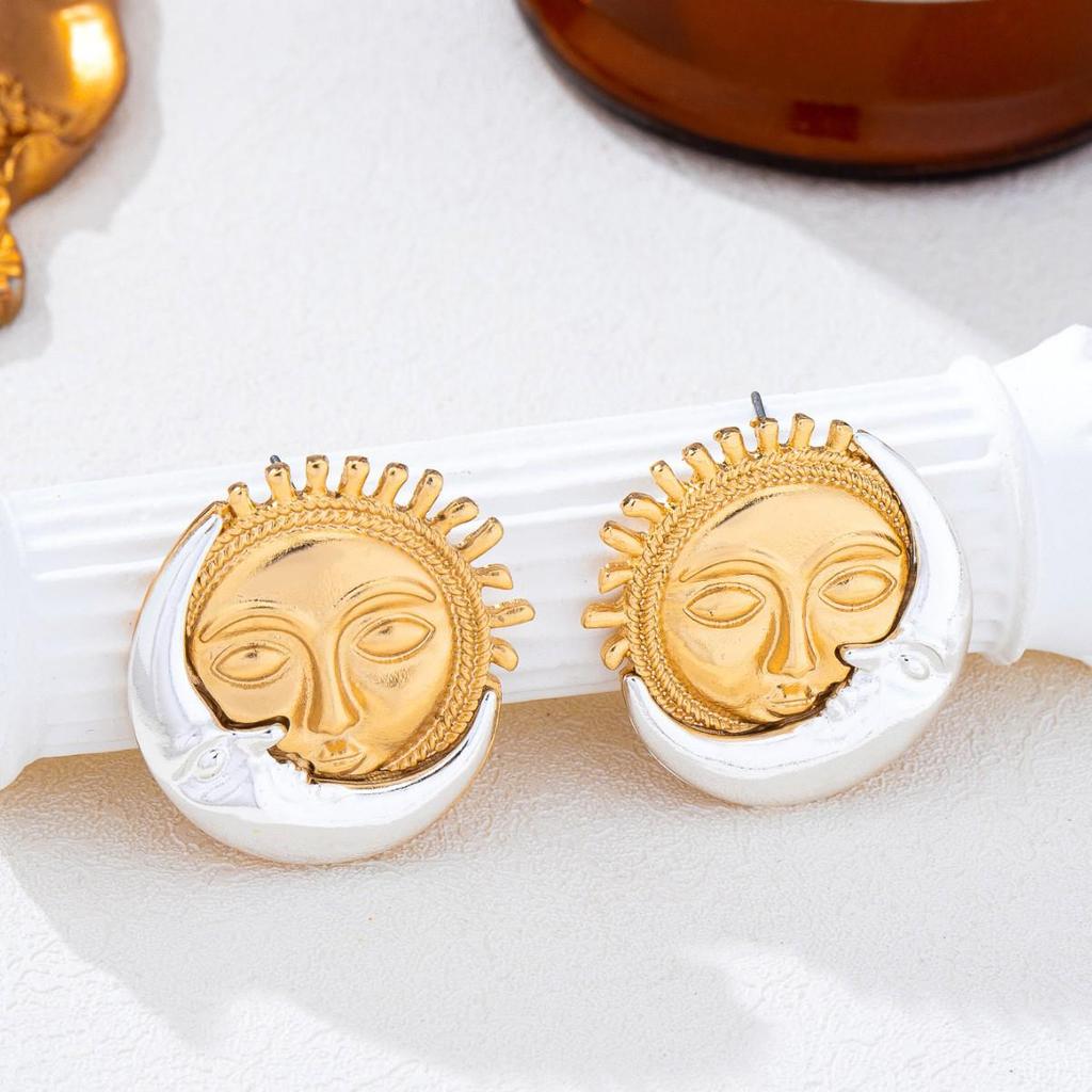 European-American Sun & Moon Earrings: Stylish, High-End, French Luxury Design