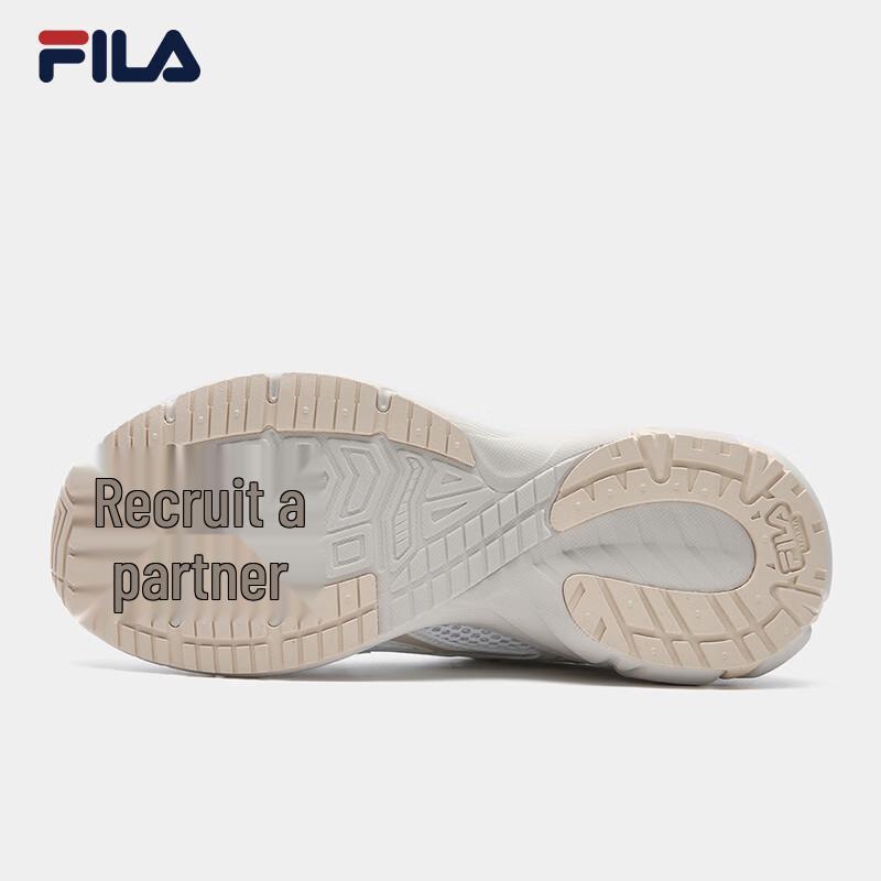 Fila MATTRUN Women's Dad Sports Sneakers